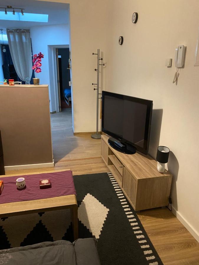 Superbe Appartement Charleroi Exteriér fotografie