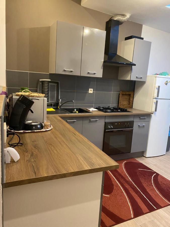 Superbe Appartement Charleroi Exteriér fotografie
